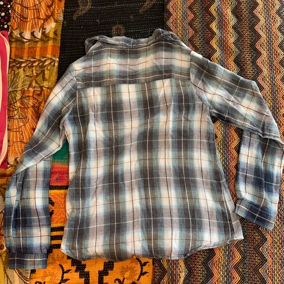 Soft flannel - Picture 2 of 3